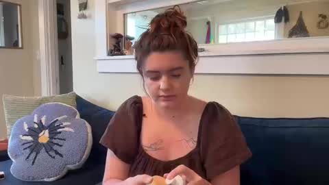 Snapshot of loserlexxx chatting on October 10, 5:34 pm lex online show from October 10, 5:34 pm