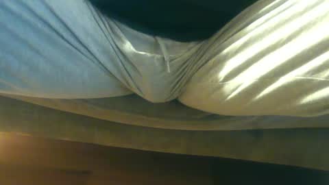 Snapshot of lost_angel75 chatting on October 6, 10:18 pm lost_angel75 online show from October 6, 10:18 pm