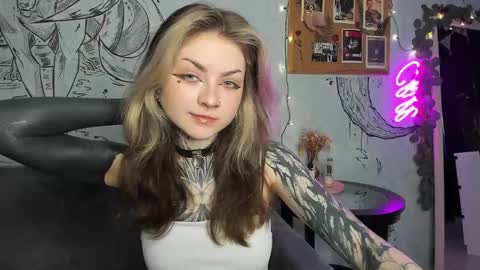 lostallice online show from March 11, 6:00 am