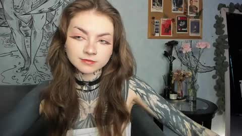 lostallice online show from March 30, 5:19 am