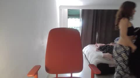 nefisa nef online show from March 8, 7:17 pm