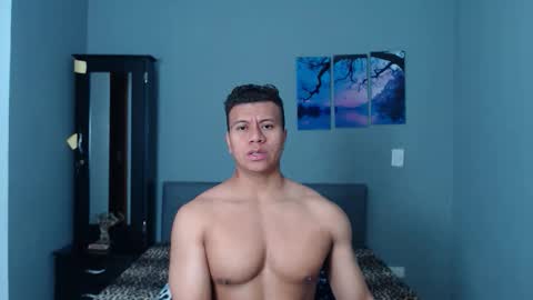 Snapshot of lothbrok_strong chatting on December 14, 5:29 pm lothbrok online show from December 14, 5:29 pm