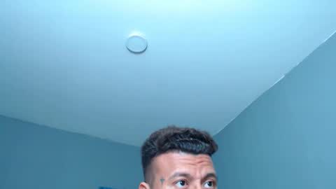 Snapshot of lothbrok_strong chatting on December 22, 11:13 pm lothbrok online show from December 22, 11:13 pm