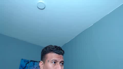 Snapshot of lothbrok_strong chatting on January 10, 11:53 pm lothbrok online show from January 10, 11:53 pm