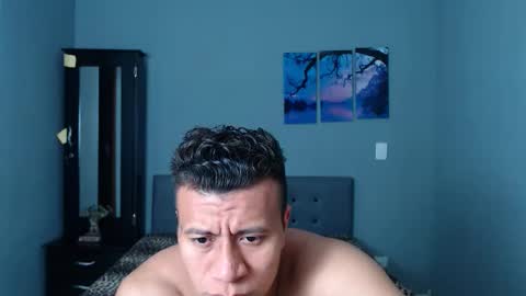 Snapshot of lothbrok_strong chatting on January 11, 5:51 pm lothbrok online show from January 11, 5:51 pm