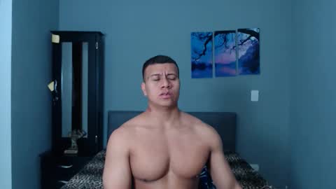 Snapshot of lothbrok_strong chatting on January 31, 10:19 pm lothbrok online show from January 31, 10:19 pm