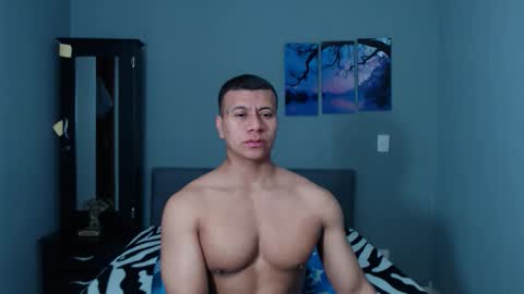 Snapshot of lothbrok_strong chatting on February 15, 5:09 pm lothbrok online show from February 15, 5:09 pm