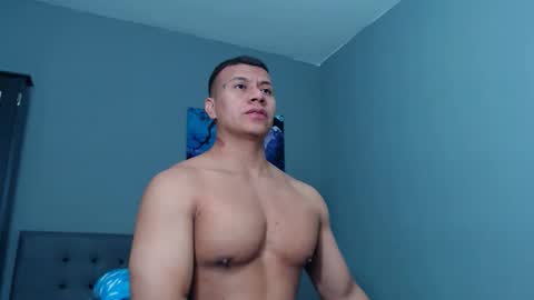 Snapshot of lothbrok_strong chatting on February 23, 9:23 pm lothbrok online show from February 23, 9:23 pm