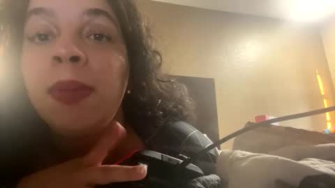 Snapshot of lotuzpetals chatting on October 31, 10:22 pm Jasmine online show from October 31, 10:22 pm