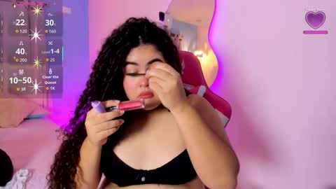 Snapshot of lou_22_ chatting on March 1, 12:51 pm Lou online show from March 1, 12:51 pm