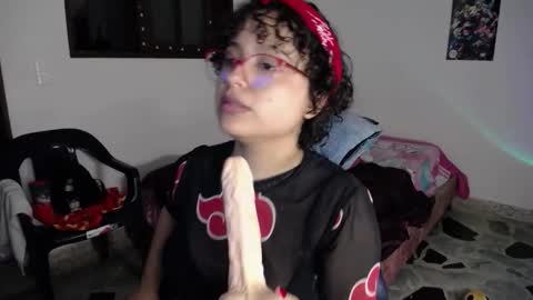 Snapshot of lou_cuteee chatting on October 24, 9:44 pm lou_cuteee online show from October 24, 9:44 pm