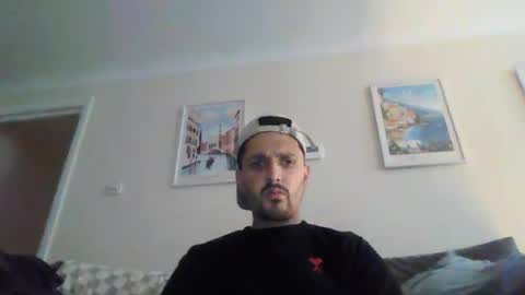 Snapshot of louie_dog chatting on June 8, 12:38 pm louie_dog online show from June 8, 12:38 pm