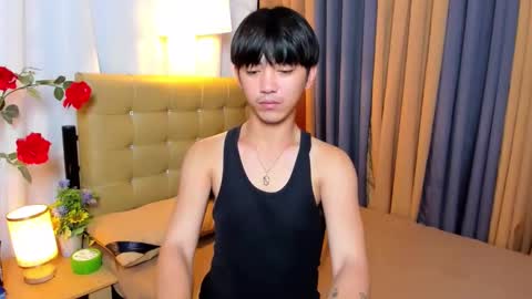 Snapshot of louieismy_name chatting on November 23, 2:22 am ignot ursh online show from November 23, 2:22 am