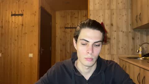 Snapshot of louis_preston chatting on February 2, 1:26 am Mark online show from February 2, 1:26 am