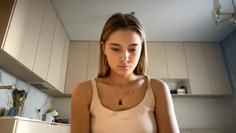 Eliza online show from March 29, 5:07 am