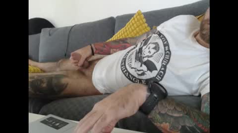 Snapshot of lovalova666 chatting on September 21, 9:22 am Guapito online show from September 21, 9:22 am