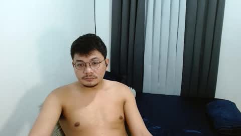 Snapshot of love_hottieh chatting on October 28, 8:51 am love_hottieh online show from October 28, 8:51 am