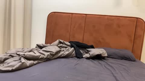 Snapshot of love_in_asian chatting on January 27, 3:50 pm Learn how love can be with us online show from January 27, 3:50 pm