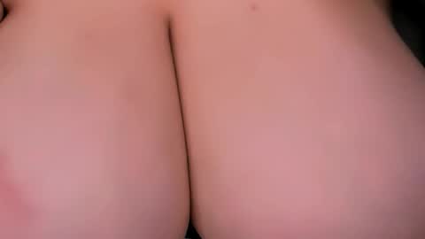 Snapshot of love_insidee chatting on November 14, 8:02 am Sailor online show from November 14, 8:02 am