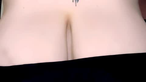 Snapshot of love_insidee chatting on December 4, 8:01 am Sailor online show from December 4, 8:01 am