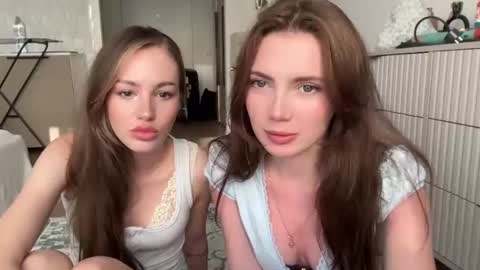 Sofi   online show from July 19, 3:05 pm