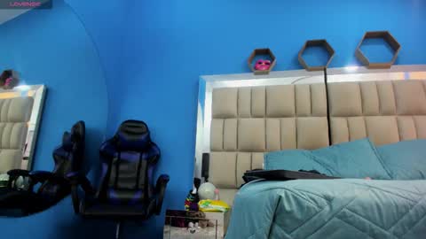 Melany  online show from February 3, 12:43 pm