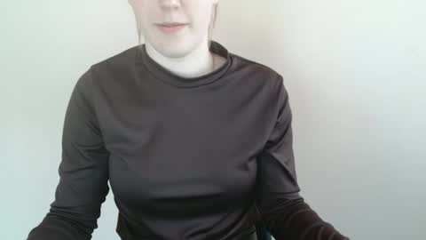 Vivian online show from March 16, 1:15 pm