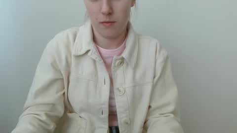 Vivian online show from March 17, 12:08 pm