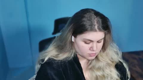 Ally online show from February 25, 8:02 am