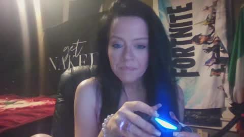 loveashlii online show from July 7, 3:53 am