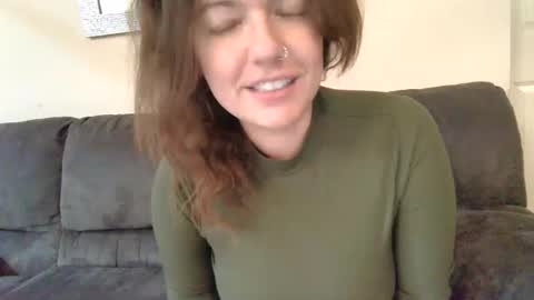 Connie Rae online show from November 15, 11:51 am