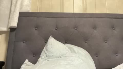 loved19 online show from October 23, 11:35 pm