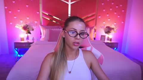 loveedove online show from June 22, 12:02 pm