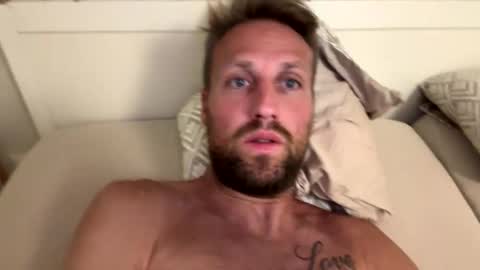 lovefuesse online show from September 11, 8:53 pm