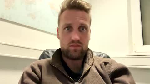 lovefuesse online show from March 4, 8:42 am