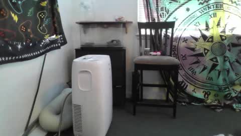 Snapshot of lovefun11334 chatting on March 4, 3:04 pm Bigtitsgirl113 online show from March 4, 3:04 pm