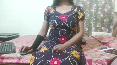Snapshot of lovefunnitya chatting on January 19, 9:44 am Divya online show from January 19, 9:44 am