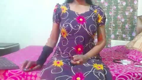 Snapshot of lovefunnitya chatting on February 9, 8:44 am Divya online show from February 9, 8:44 am