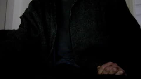 Snapshot of lovefunwild chatting on December 11, 6:47 am Love Fun Wild online show from December 11, 6:47 am