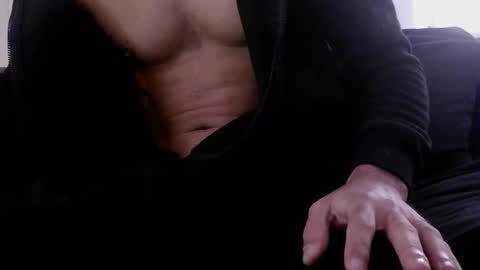 Snapshot of lovefunwild chatting on November 7, 1:22 pm Love Fun Wild online show from November 7, 1:22 pm