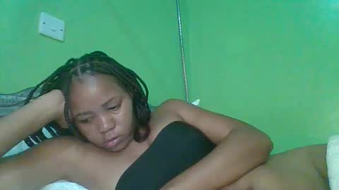 lovegal335 online show from May 28, 11:51 am