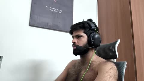 Snapshot of lovehairyindian chatting on May 28, 3:59 am Indian hairy online show from May 28, 3:59 am