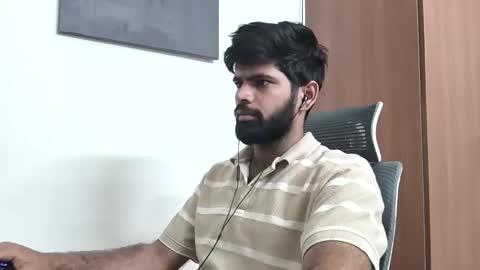 Snapshot of lovehairyindian chatting on May 29, 6:44 am Indian hairy online show from May 29, 6:44 am