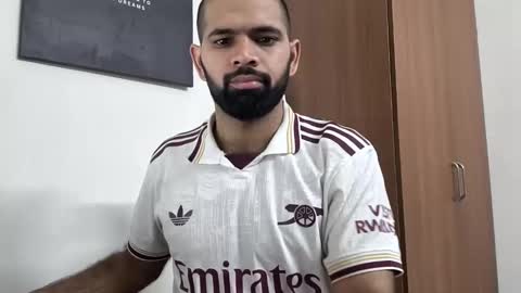 Snapshot of lovehairyindian chatting on June 6, 1:32 am Indian hairy online show from June 6, 1:32 am