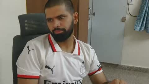 Snapshot of lovehairyindian chatting on June 13, 3:37 am Indian hairy online show from June 13, 3:37 am