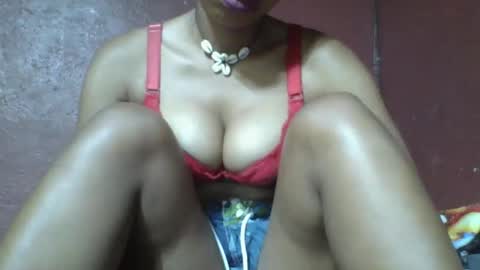 Snapshot of loveinlife750427 chatting on March 8, 4:01 am loveinlife750427 online show from March 8, 4:01 am