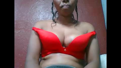 Snapshot of loveinlife750427 chatting on September 23, 9:56 am loveinlife750427 online show from September 23, 9:56 am