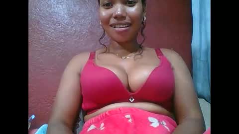 loveinlife750427 online show from January 18, 3:16 pm