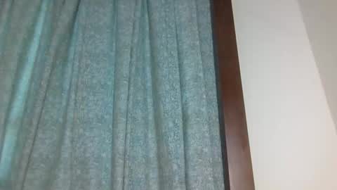 lovelbrownie online show from November 8, 10:15 am