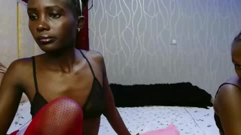 Snapshot of lovelent_shaz chatting on January 14, 6:24 pm Shaz online show from January 14, 6:24 pm